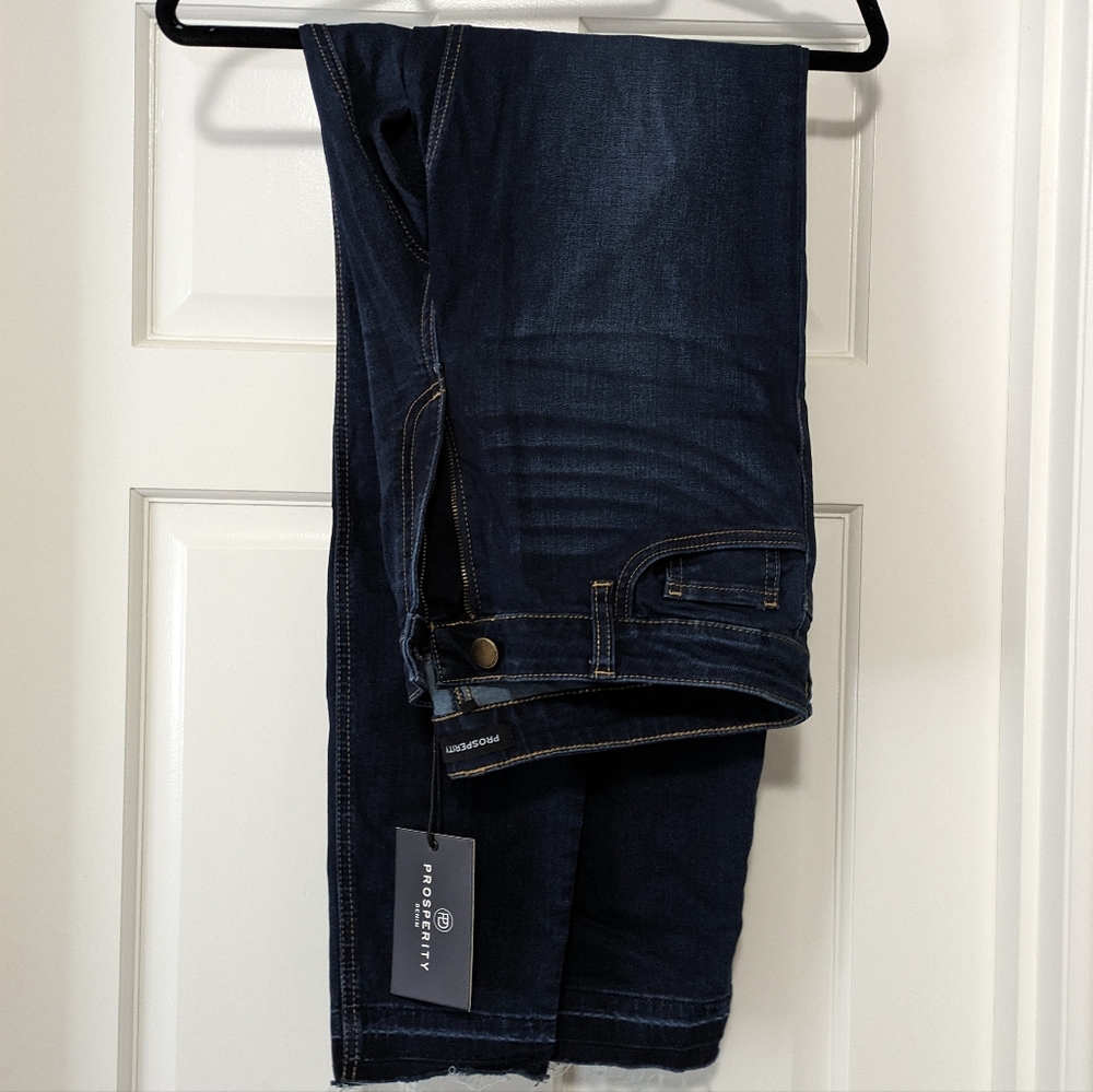 Prosperity Women's Jeans NWT 32